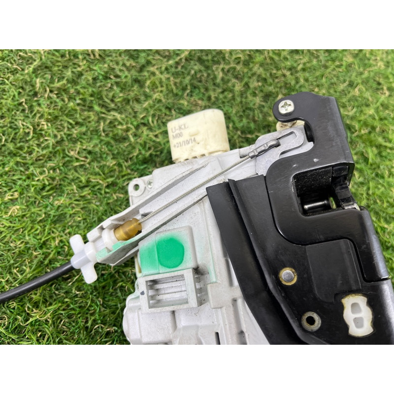 Замок двери (кузов и элементы) Volkswagen Touareg FL 2015 3.6 4G0839015A