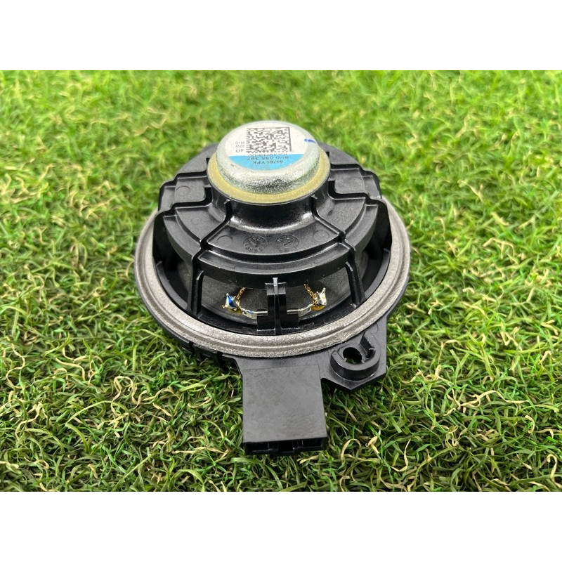 Динамик (электрика) AUDI A3 8V 2015 1.8 8V0035397