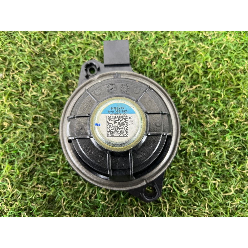 Динамик (электрика) AUDI A3 8V 2015 1.8 8V0035397