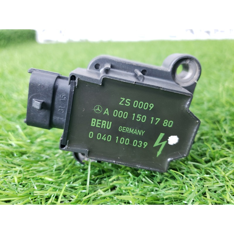 Катушка зажигания (электрика двигателя) Mercedes-Benz C-class W203 1.8 M111.951 A0001501780