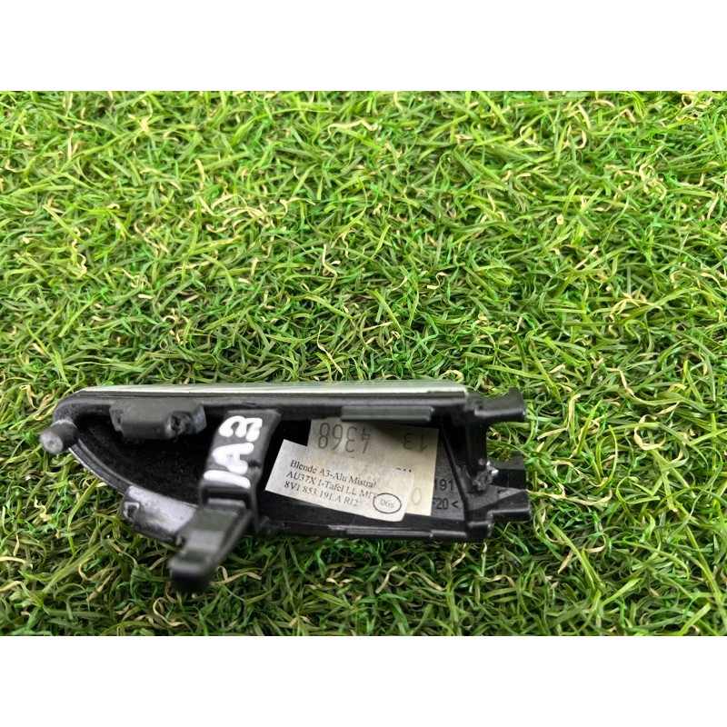 Декоративная накладка торпедо (салон) AUDI A3 8V 2015 1.8 8V1853191ARI2