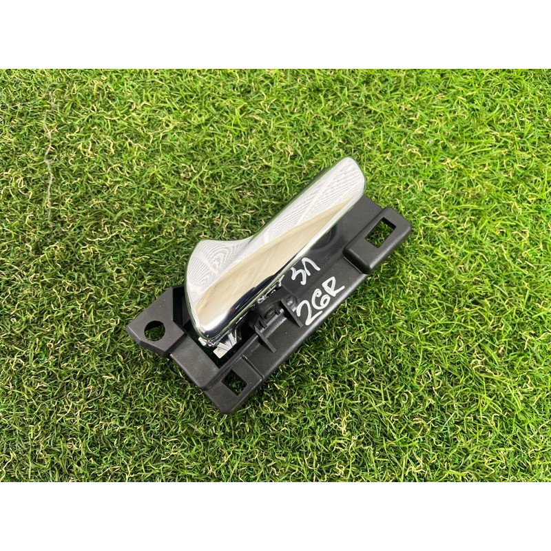 Ручка двери внутренняя (салон) Jeep Grand Cherokee WK2 2016 3.6 68079303AB