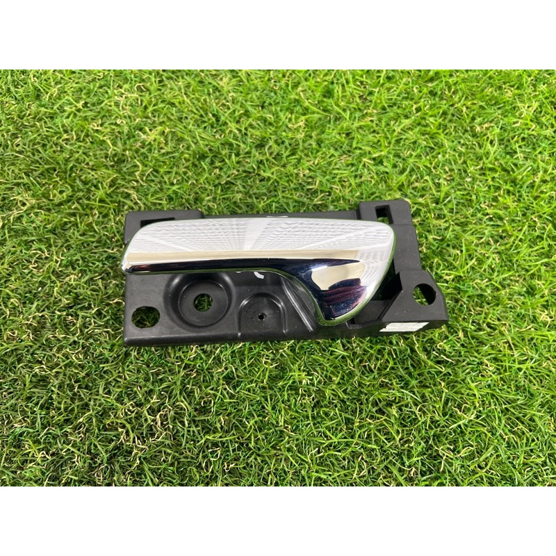 Ручка двери внутренняя (салон) Jeep Grand Cherokee WK2 2016 3.6 68079303AB