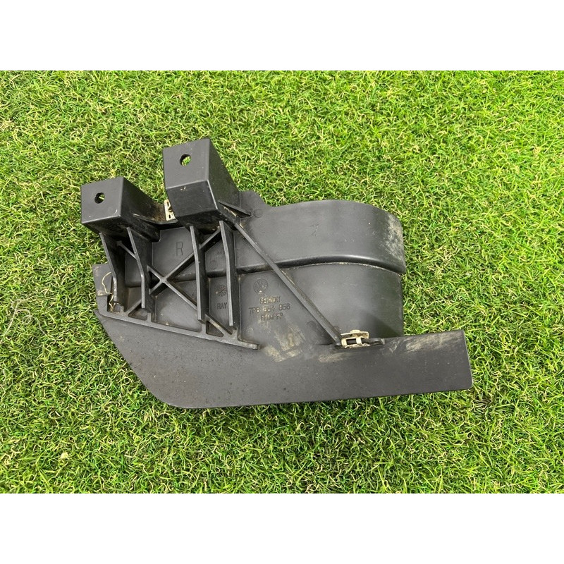 Брызговик (кузов и элементы) Volkswagen Touareg FL 2015 3.6 7P6854856