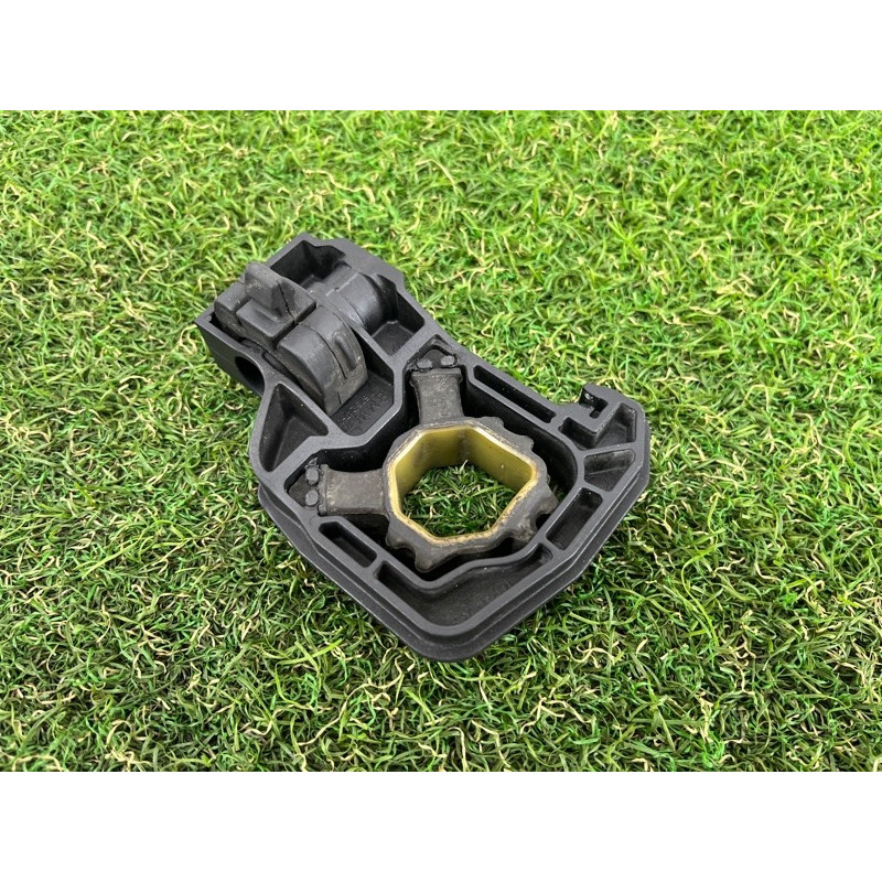 Кріплення радіатора (кузов і елементи) BMW 5-series F10 2011 3.0 17117575247