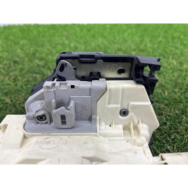 Замок двери (кузов и элементы) AUDI Q7 4L 2014 3.0 TFSi CTWB 3C4839015D