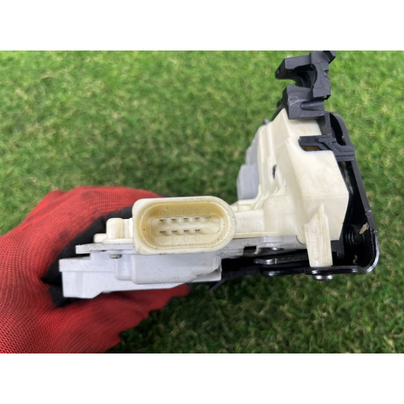 Замок двери (кузов и элементы) AUDI Q7 4L 2014 3.0 TFSi CTWB 3C4839015D