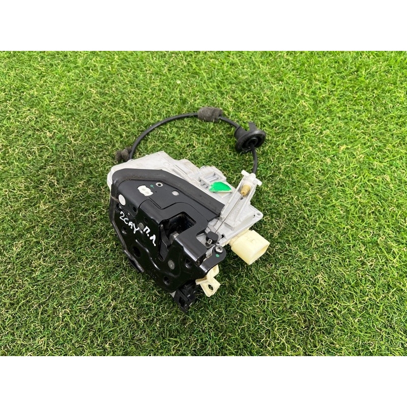 Замок дверей (кузов і елементи) PORSCHE CAYENNE 958 2012 4.8 8J1837015B