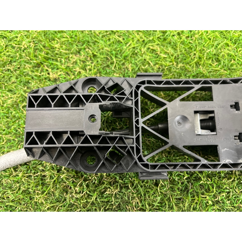 Кронштейн ручки двери (кузов и элементы) PORSCHE CAYENNE 958 2012 4.8 95853188502