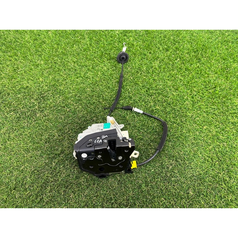 Замок двери (кузов и элементы) AUDI A4 B8 2012 2.0 TFSI 8K0839015D