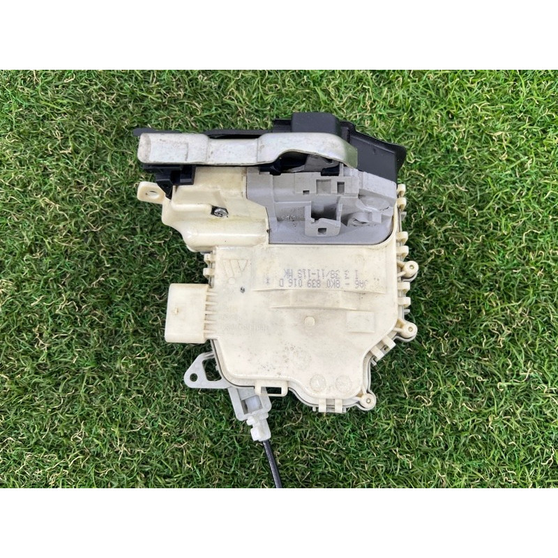 Замок двери (кузов и элементы) AUDI A4 B8 2012 2.0 TFSI 8K0839016D