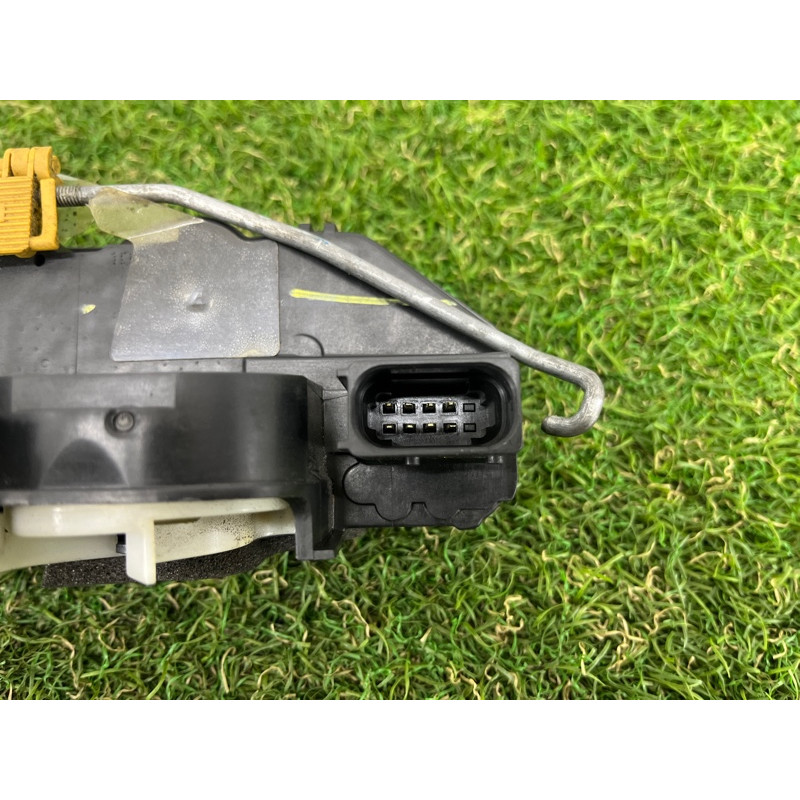 Замок двери (кузов и элементы) CHEVROLET Cruze J300 2011 1.4 13579552