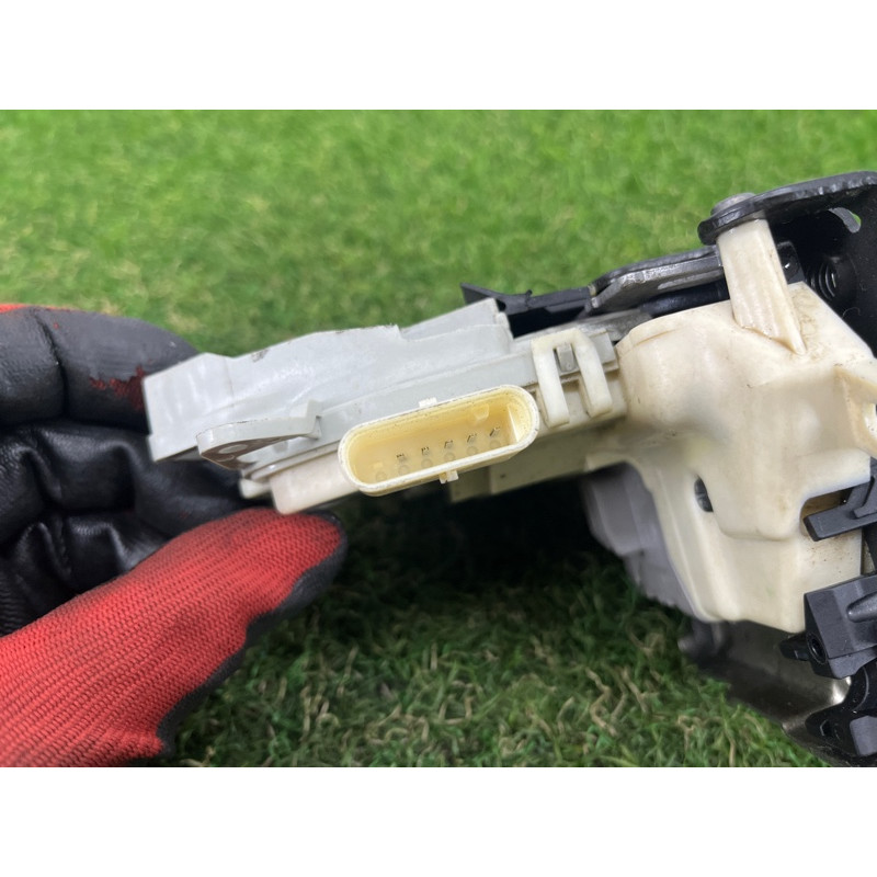 Замок двери (кузов и элементы) AUDI A7 4G 2013 3.0 CGXB 8J1837016D