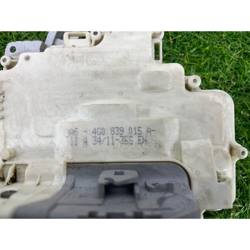 Замок дверей (кузов і елементи) Volkswagen Touareg NF 2012 3.0 4G0839015A