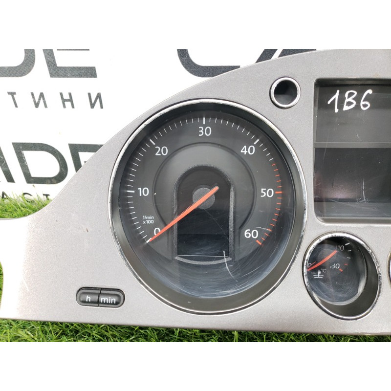 Панель приборов (салон) Volkswagen Passat B6 2008 2.0 BKP 3C0920960N