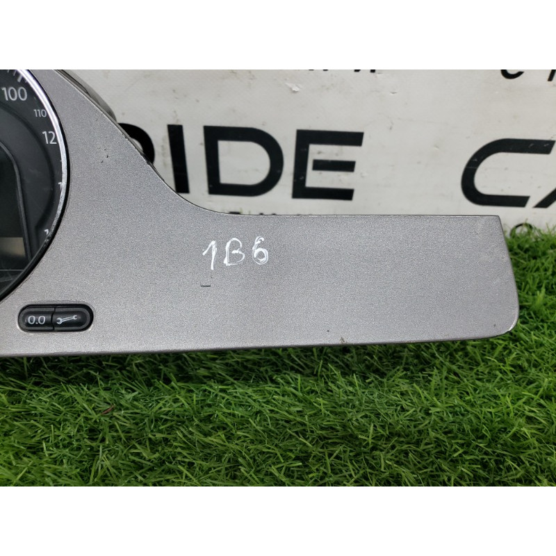 Панель приборов (салон) Volkswagen Passat B6 2008 2.0 BKP 3C0920960N