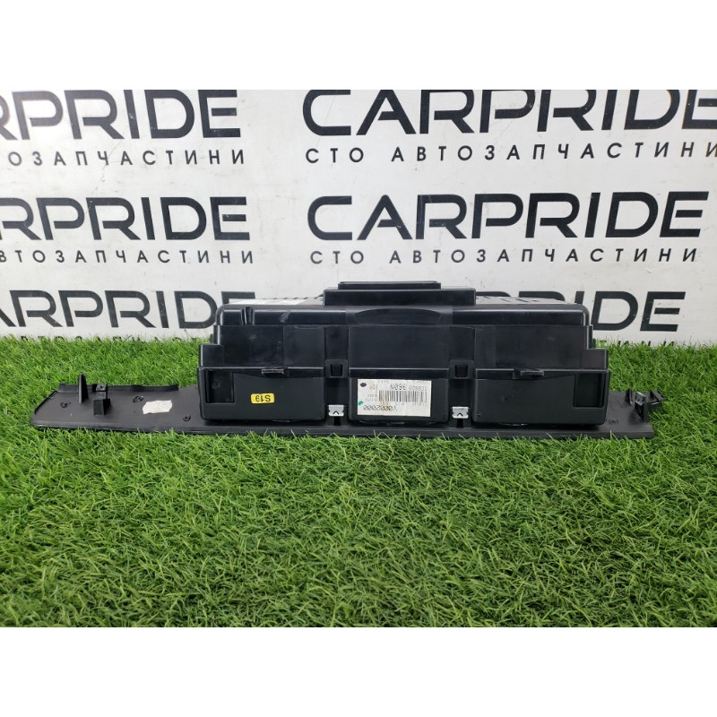 Панель приборов (салон) Volkswagen Passat B6 2008 2.0 BKP 3C0920960N