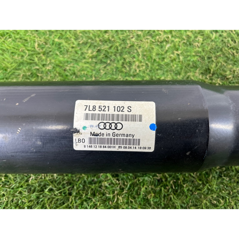 Карданный вал (трансмиссия) AUDI Q7 4L 2014 3.0 TFSi CTWB 7L8521102S