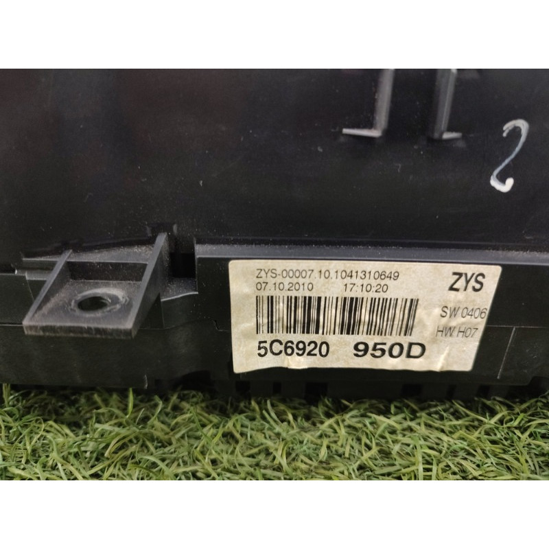 Панель приборов (салон) Volkswagen Jetta MK6 2011 2.5 5C6920950D