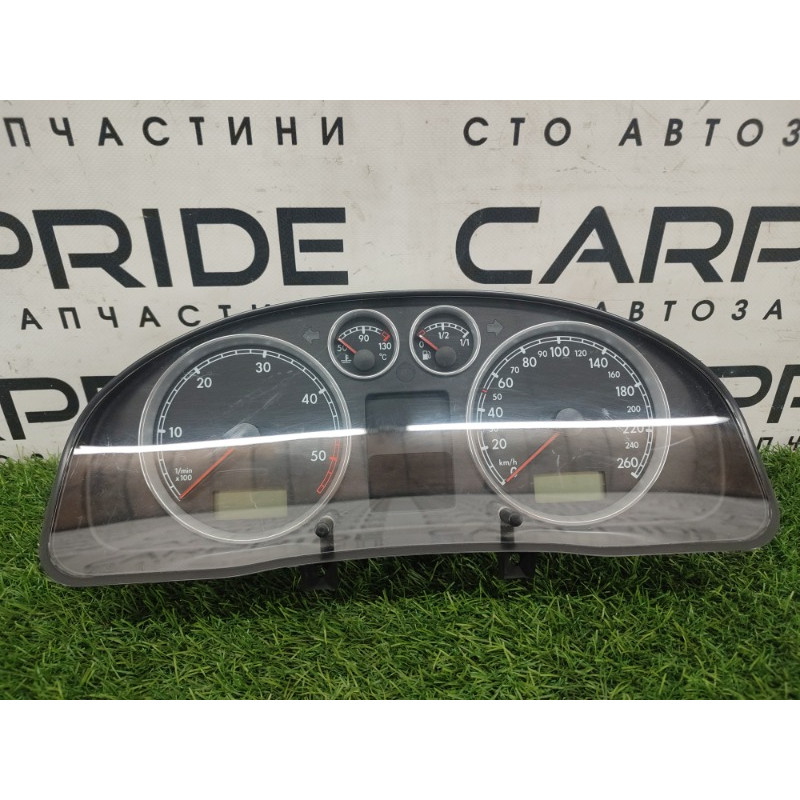 Панель приладів (салон) Volkswagen Passat B5 2003 2.5 AKN 3B0920827A