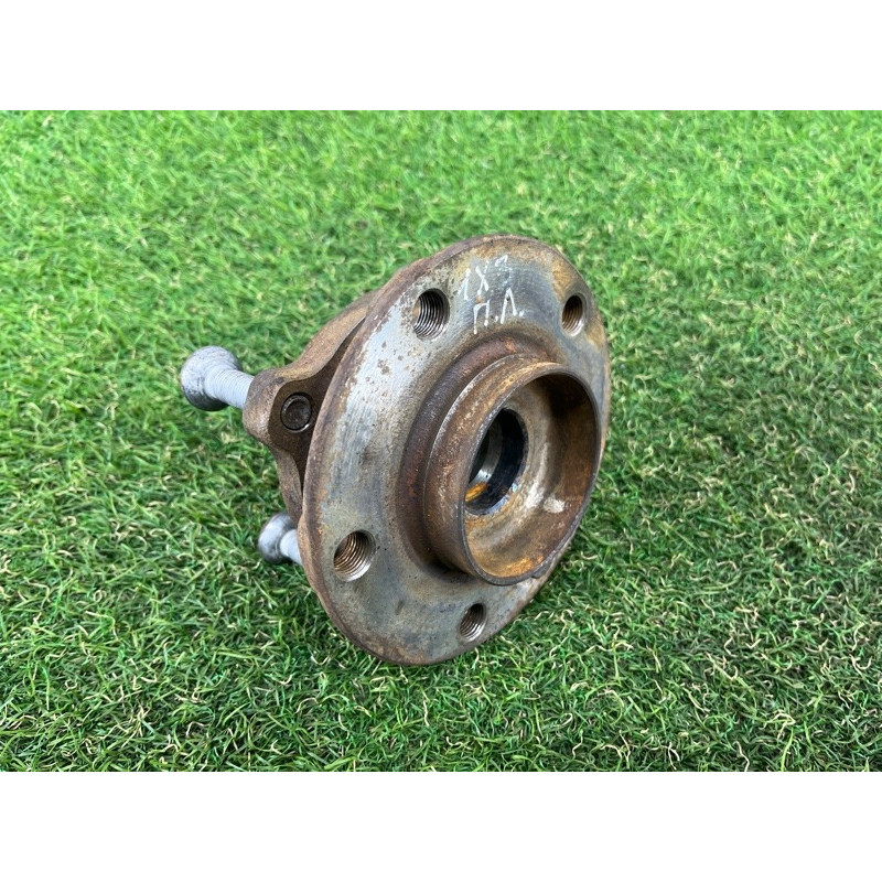 Ступица (подвеска) BMW X3 F25 2012 3.0 31206870725