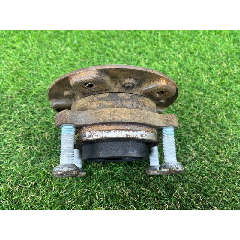 Ступица (подвеска) BMW X3 F25 2012 3.0 31206870725