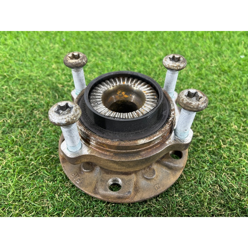 Ступица (подвеска) BMW X3 F25 2012 3.0 31206870725