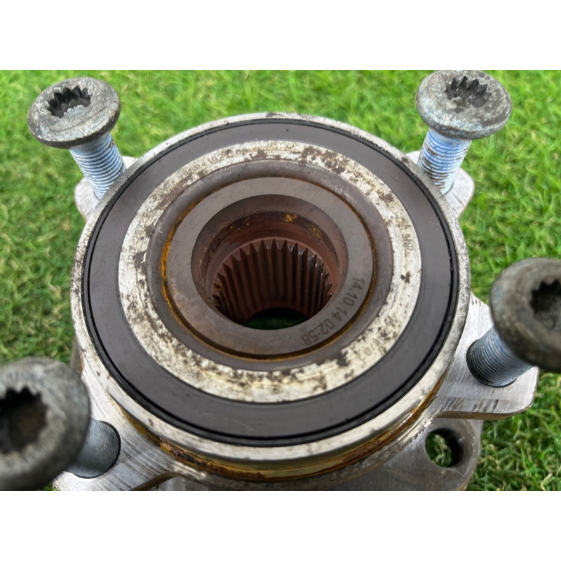 Ступица (подвеска) Volkswagen Touareg FL 2015 3.6 7P0498287