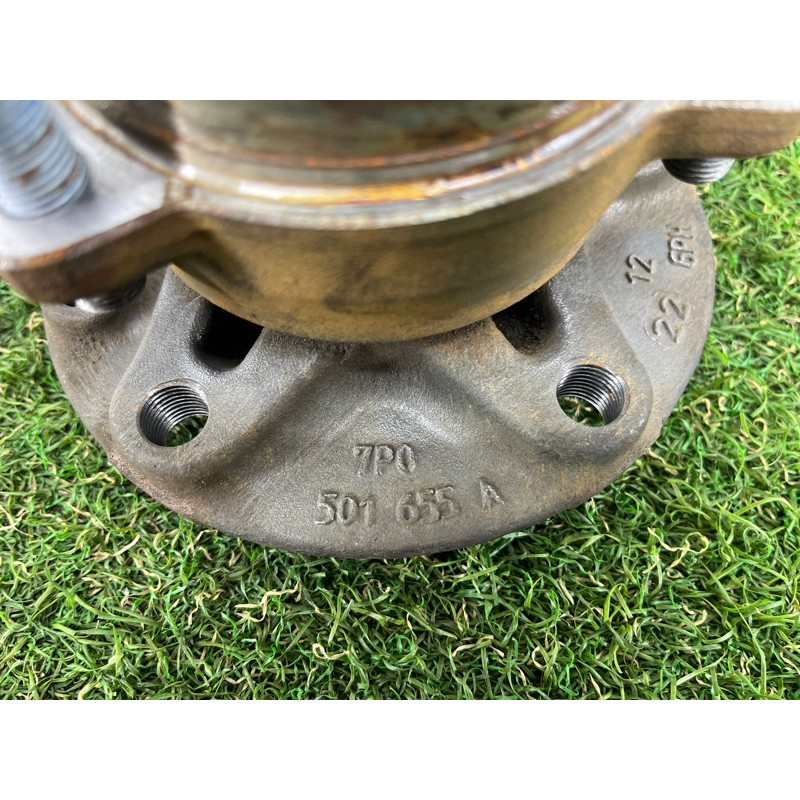 Ступица (подвеска) Volkswagen Touareg FL 2015 3.6 7P0498287