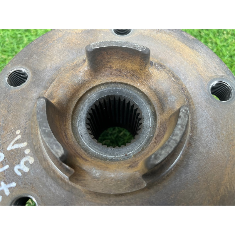 Ступица (подвеска) Volkswagen Touareg FL 2015 3.6 7P0498287