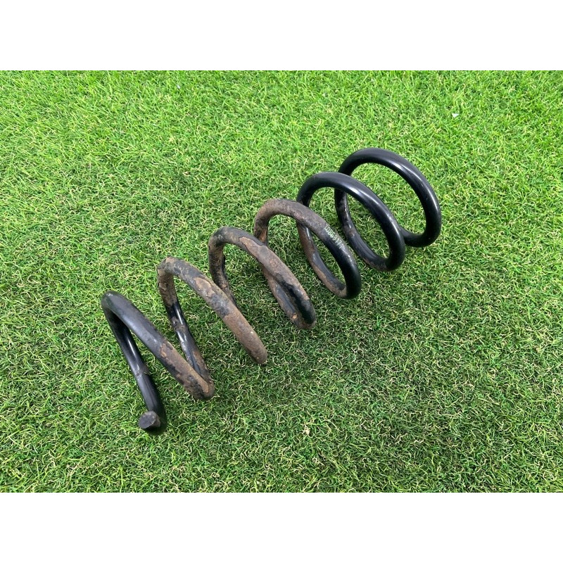 Пружина подвески (подвеска) Volkswagen Touareg II NF 2013 3.0 7P6511115AD