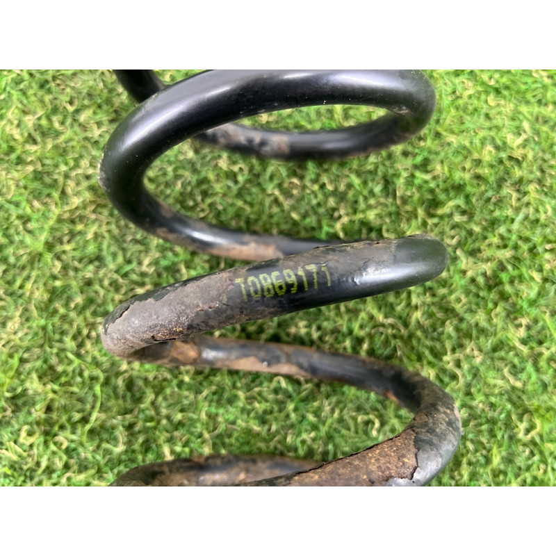 Пружина подвески (подвеска) Volkswagen Touareg II NF 2013 3.0 7P6511115AD