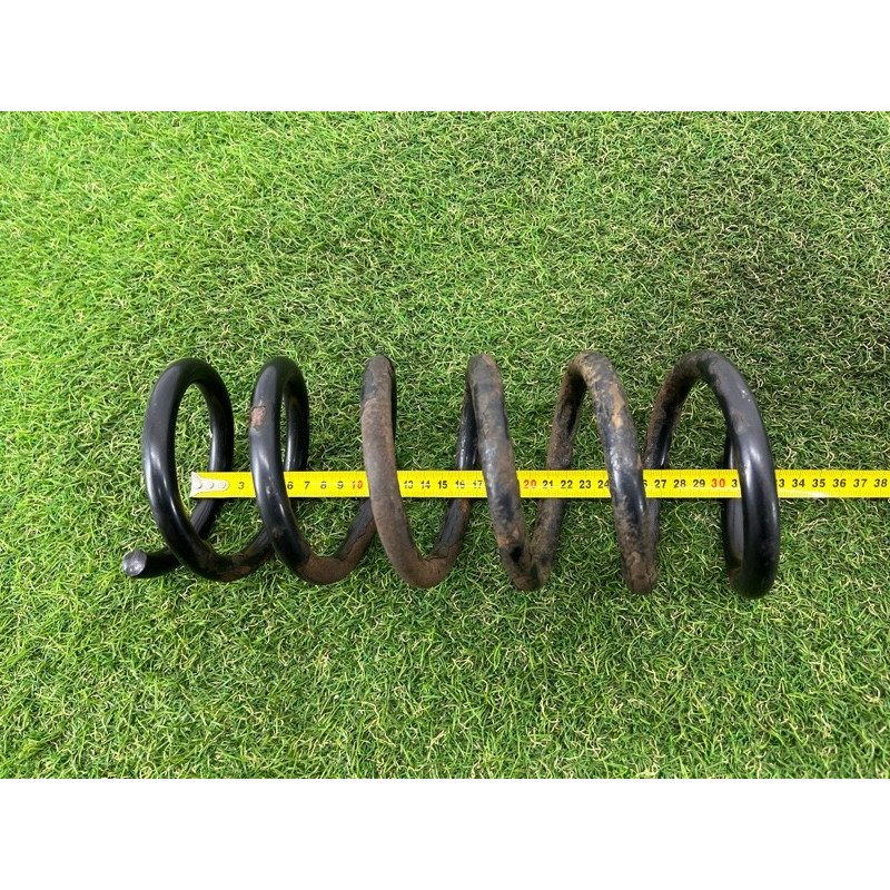 Пружина подвески (подвеска) Volkswagen Touareg II NF 2013 3.0 7P6511115AD