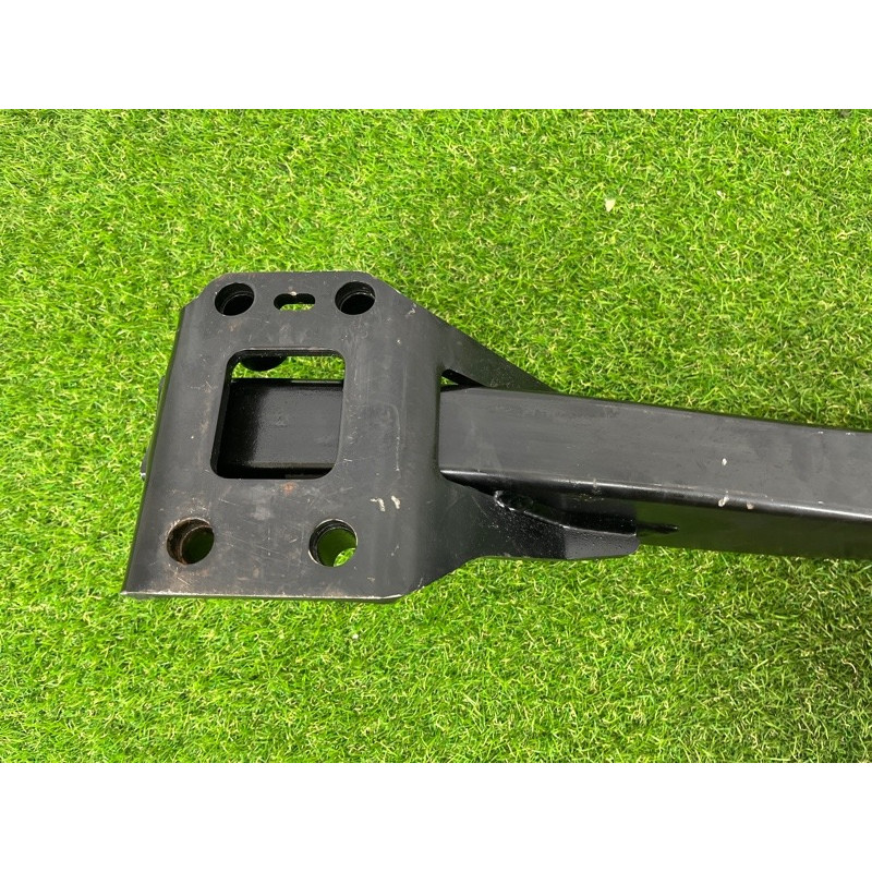 Фаркоп (кузов и элементы) Volkswagen Touareg FL 2015 3.6 7P6803881E