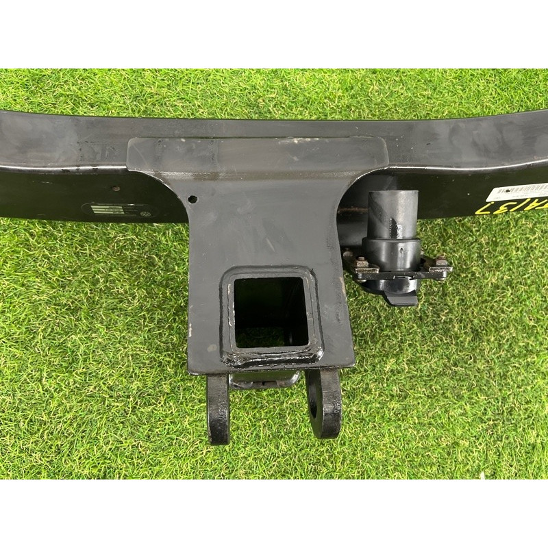 Фаркоп (кузов и элементы) Volkswagen Touareg FL 2015 3.6 7P6803881E