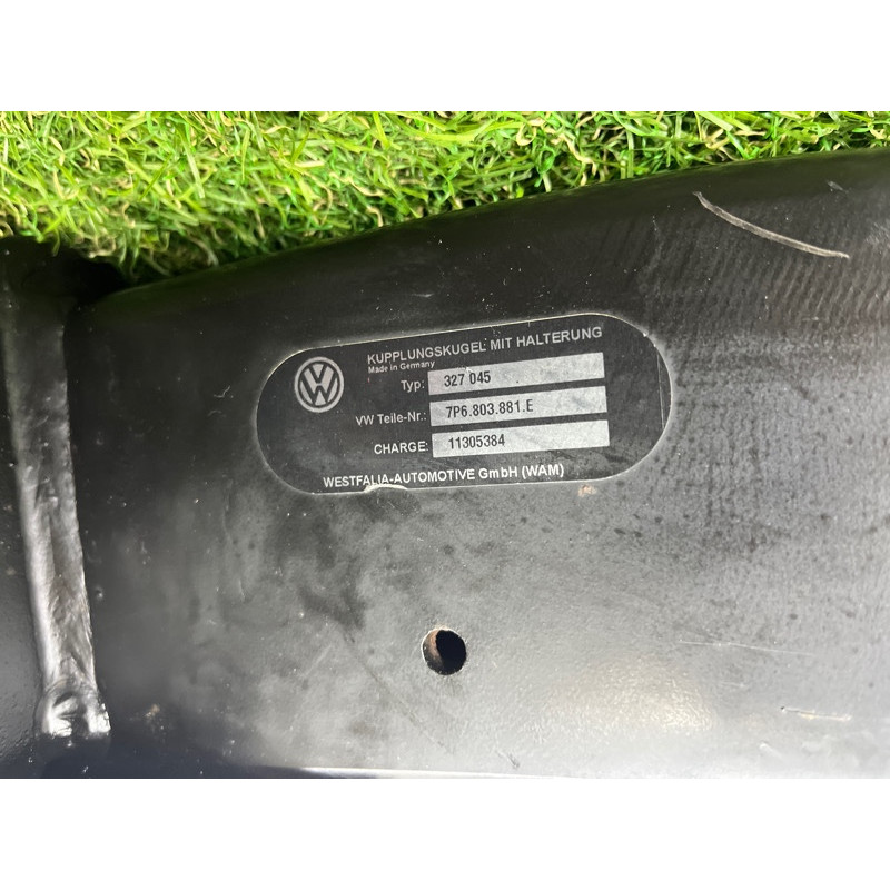 Фаркоп (кузов и элементы) Volkswagen Touareg FL 2015 3.6 7P6803881E