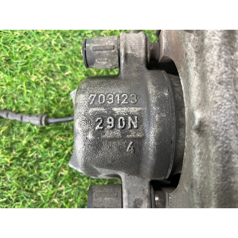 Гальмівний супорт (гальмівна система) BMW X3 F25 2012 3.0 34106790921