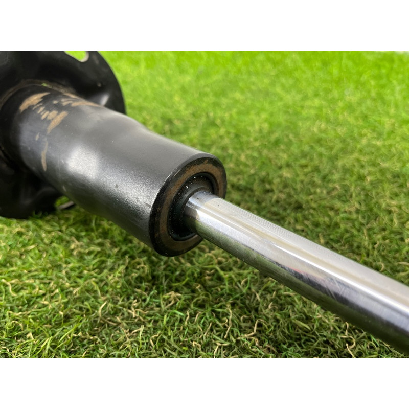 Амортизатор (подвеска) Volkswagen Touareg II NF 2013 3.0 7P6413032AD