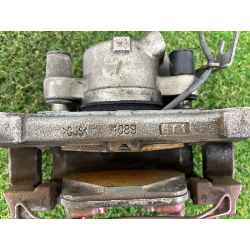 Суппорт тормозной (тормозная система) AUDI A4 B9 2017 2.0 8W0615123