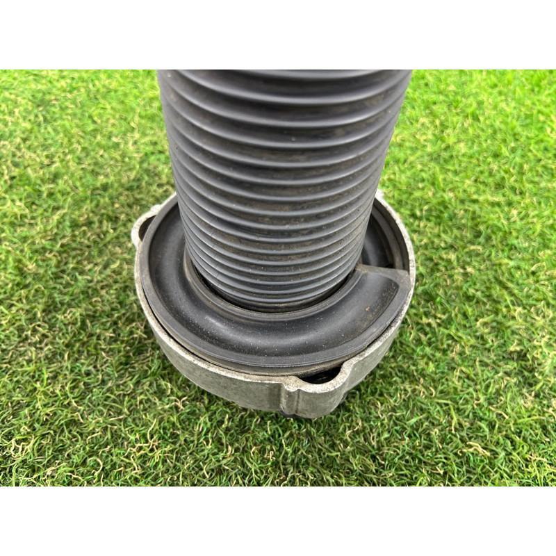 Опора стойки (подвеска) Volkswagen Touareg II NF 2013 3.0 7P0412321A