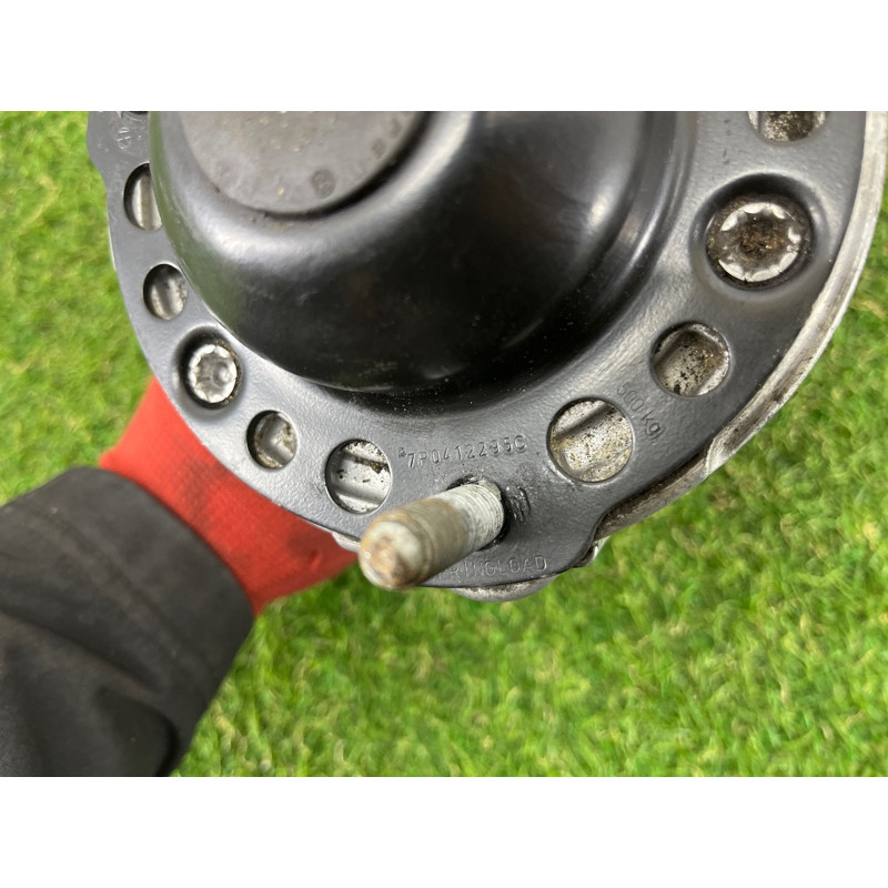 Опора стойки (подвеска) Volkswagen Touareg II NF 2013 3.0 7P0412321A