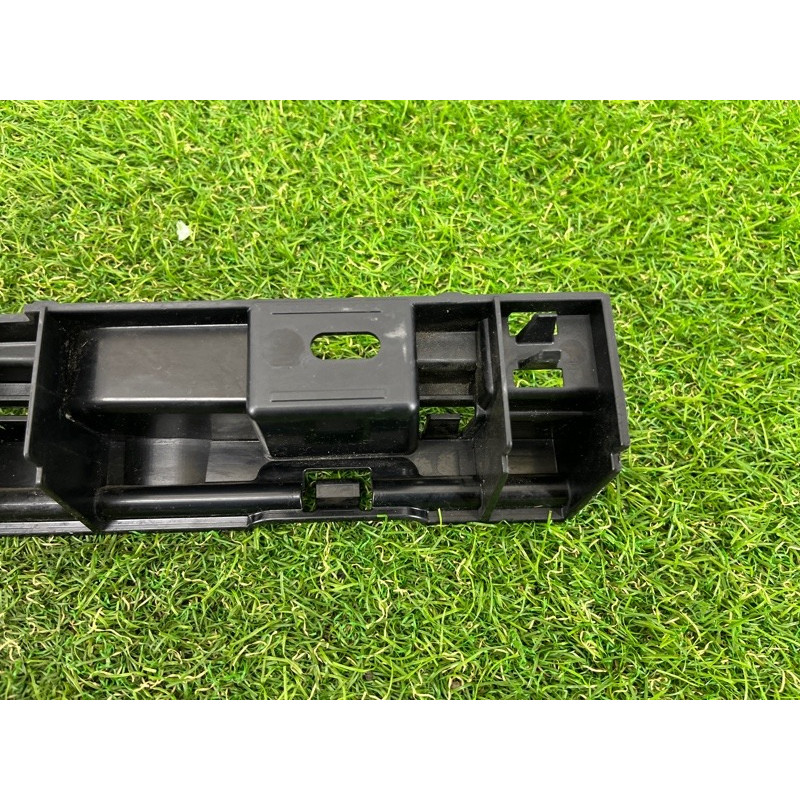 Крепление порога (кузов и элементы) BMW 5-series F10 2011 3.0 51777204021
