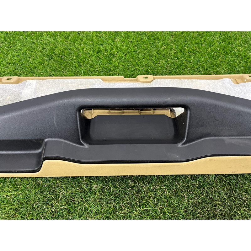 Накладка замка крышки багажника (салон) BMW X5 E70 2008 3.0 N52N 51497172146