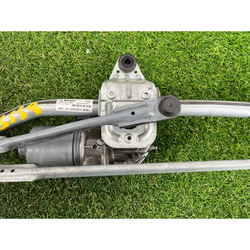 Трапеция дворников (кузов и элементы) AUDI A3 8V 2015 1.8 8V1955023C