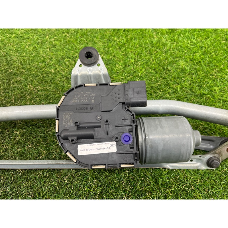 Трапеция дворников (кузов и элементы) AUDI A3 8V 2015 1.8 8V1955023C