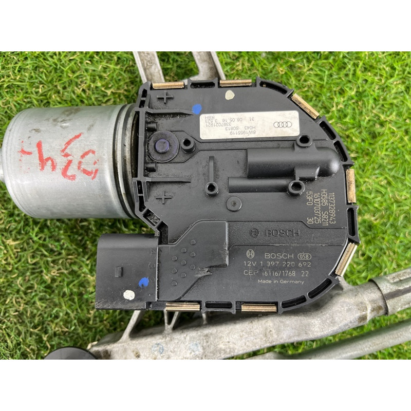 Трапеция дворников (кузов и элементы) AUDI A4 B9 2017 2.0 8W1955023A