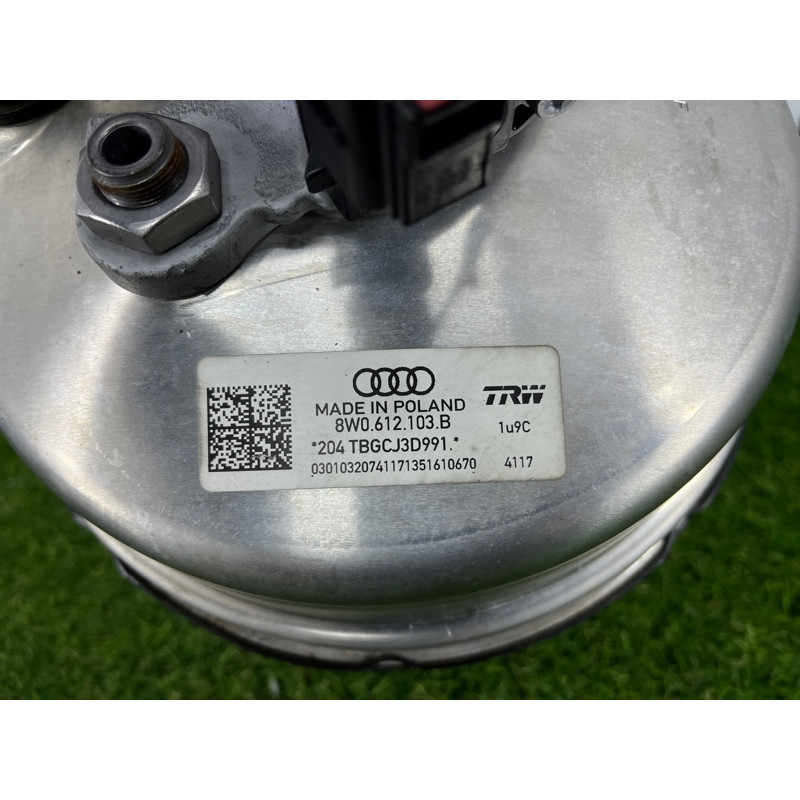 Вакуумный усилитель тормозов в сборе (тормозная система) AUDI A4 B9 2017 2.0 8W0612107