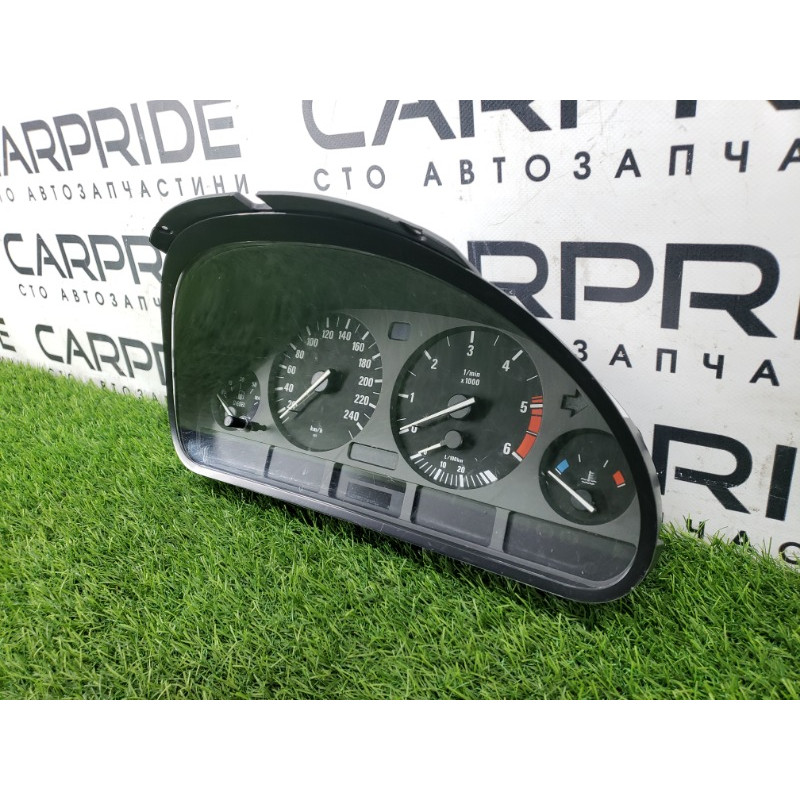 Панель приладів (салон) BMW 5-series E39 87001313