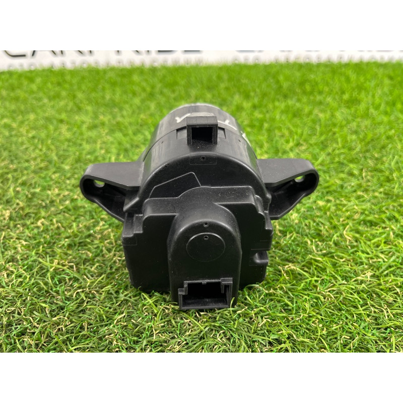 Замок зажигания (электрика) Volkswagen Touareg FL 2015 3.6 7P6905843EGGO