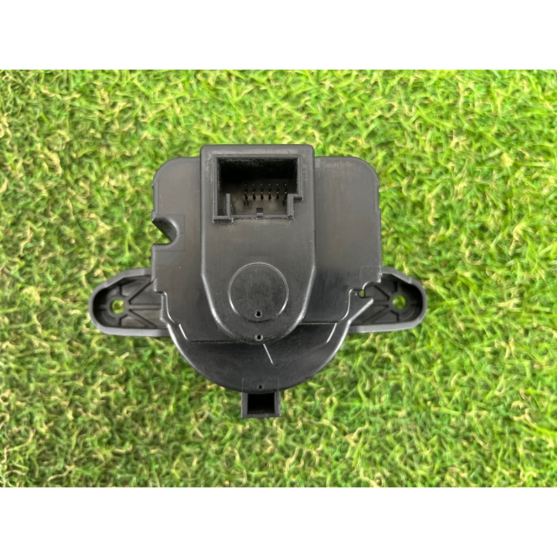 Замок зажигания (электрика) Volkswagen Touareg FL 2015 3.6 7P6905843EGGO